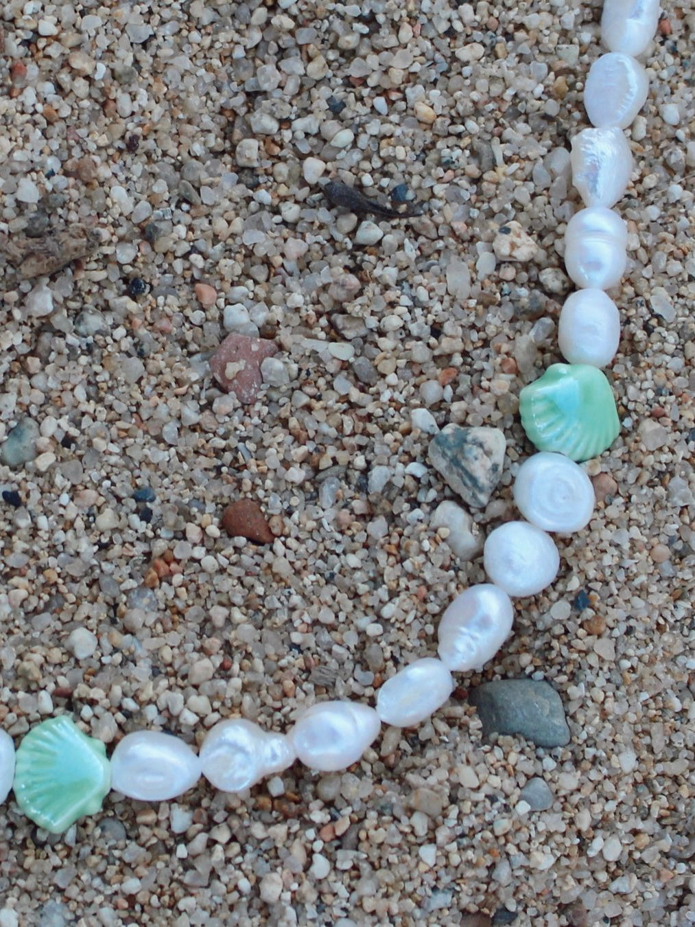 Shelly necklace