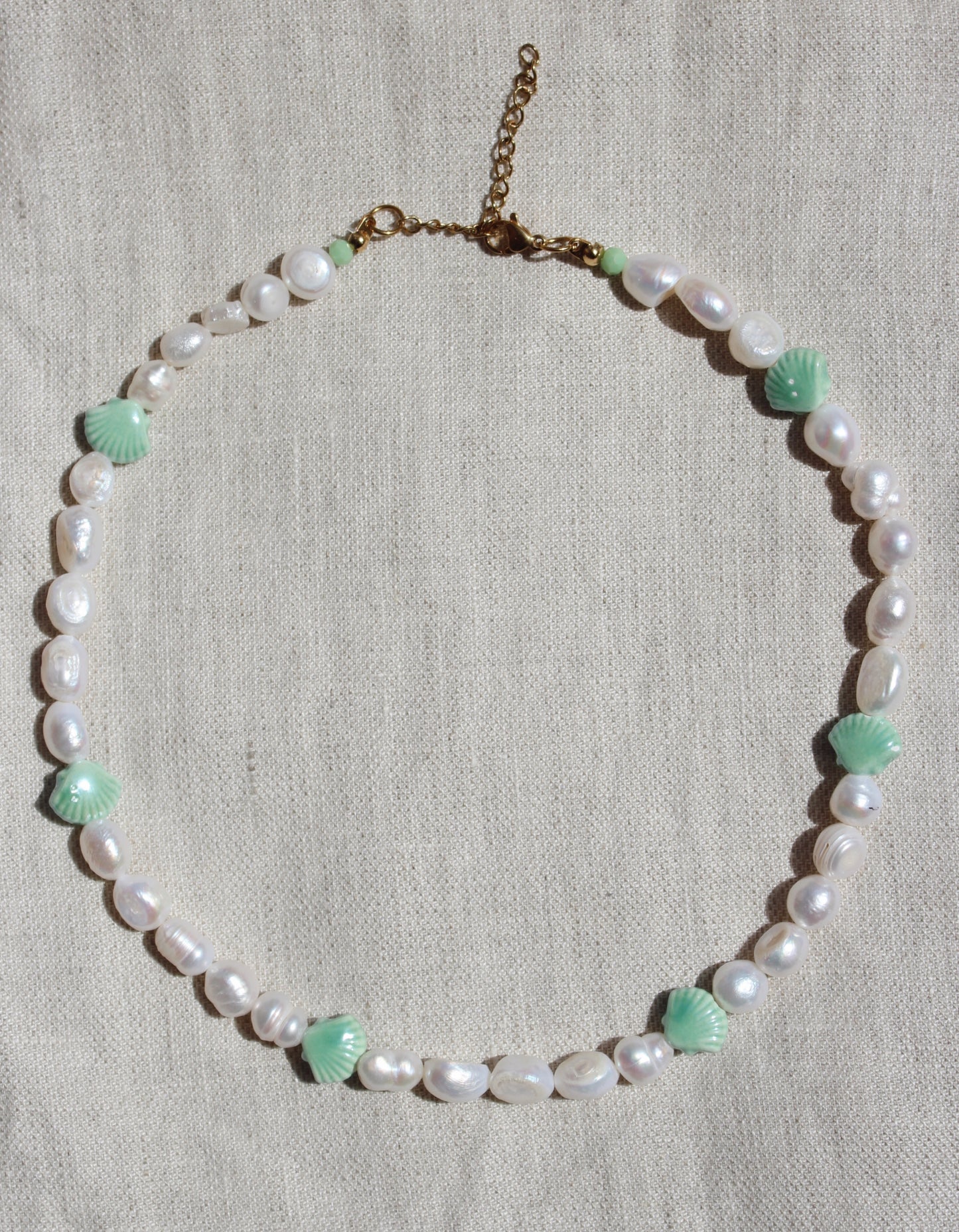 Shelly necklace