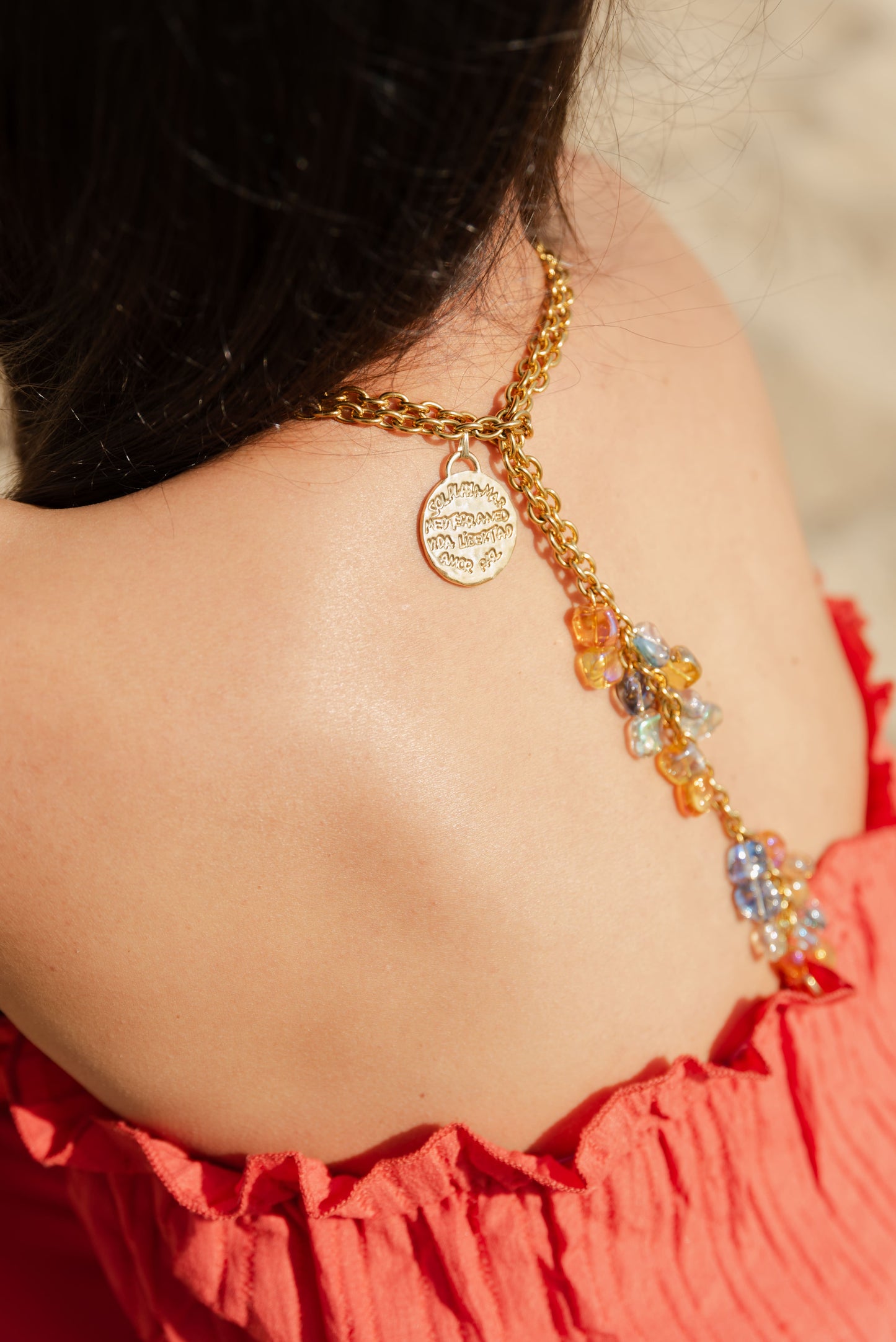 collar mediterrani en uso