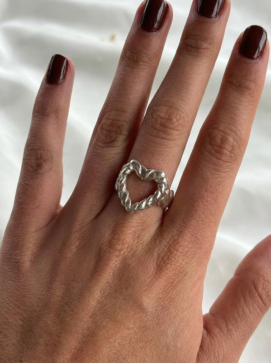 Anillo Bold heart Plata