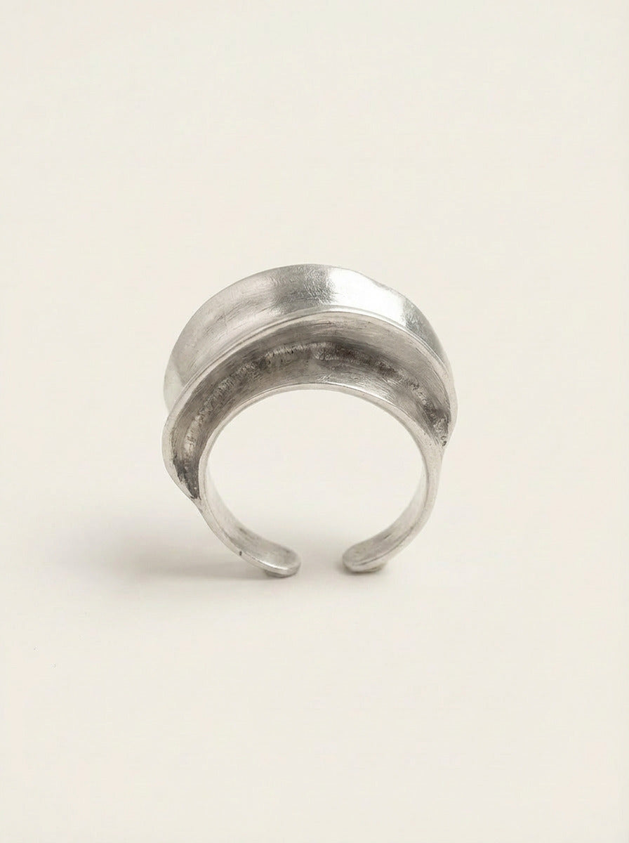 Banana Boat Ring Silver