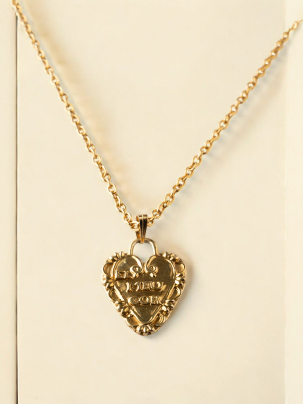 collar que dice el meu cor