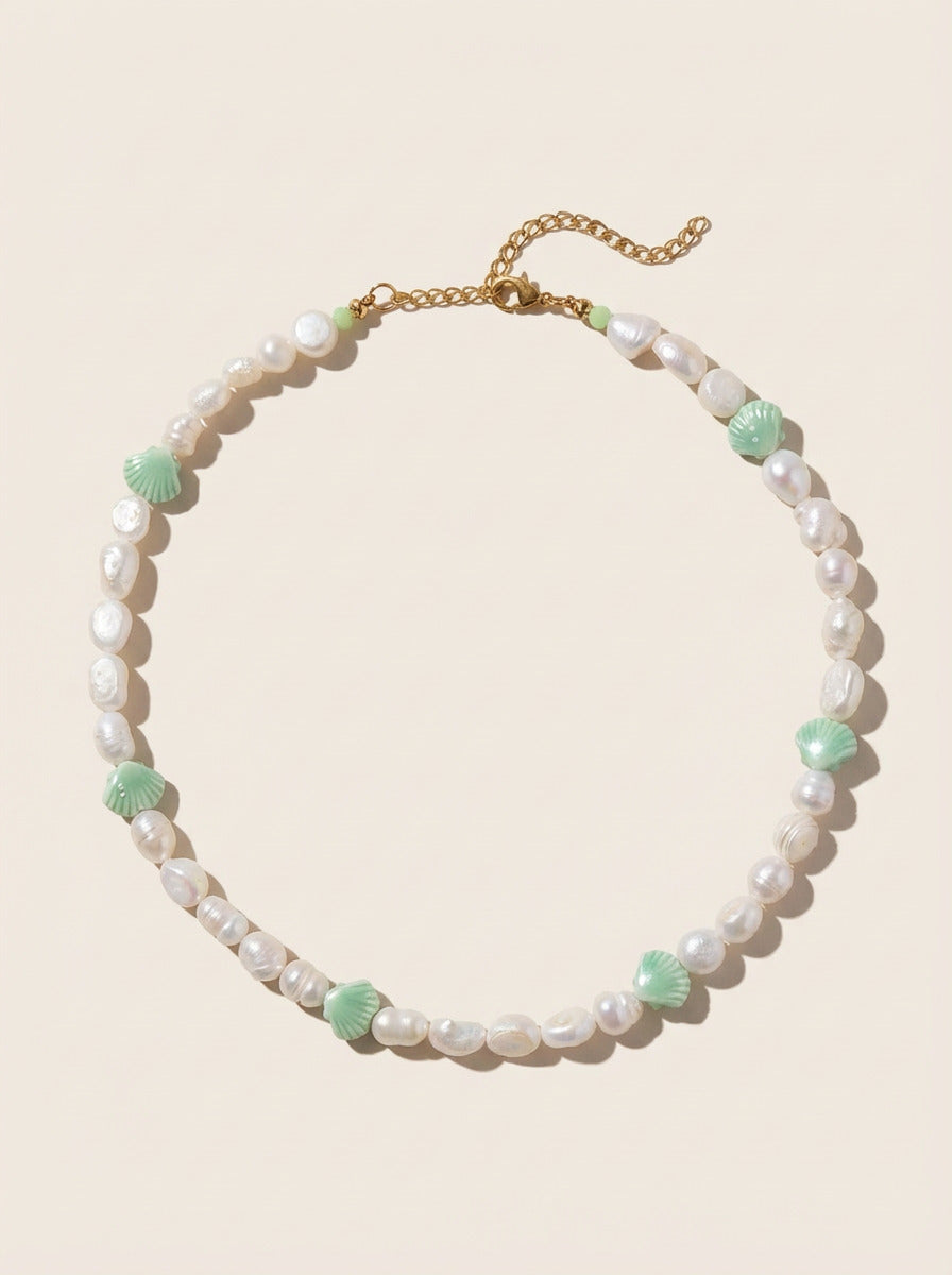Shelly necklace