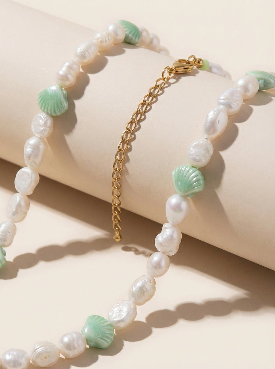Shelly necklace